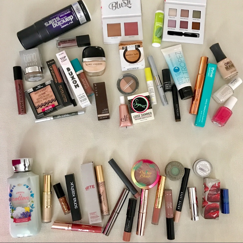 🙌🏻PICK 4 ITEMS🙌🏻 High End & Drug Store Makeup